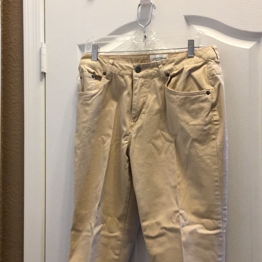 FINAL MARKDOWN St. John’s bay jeans 12p